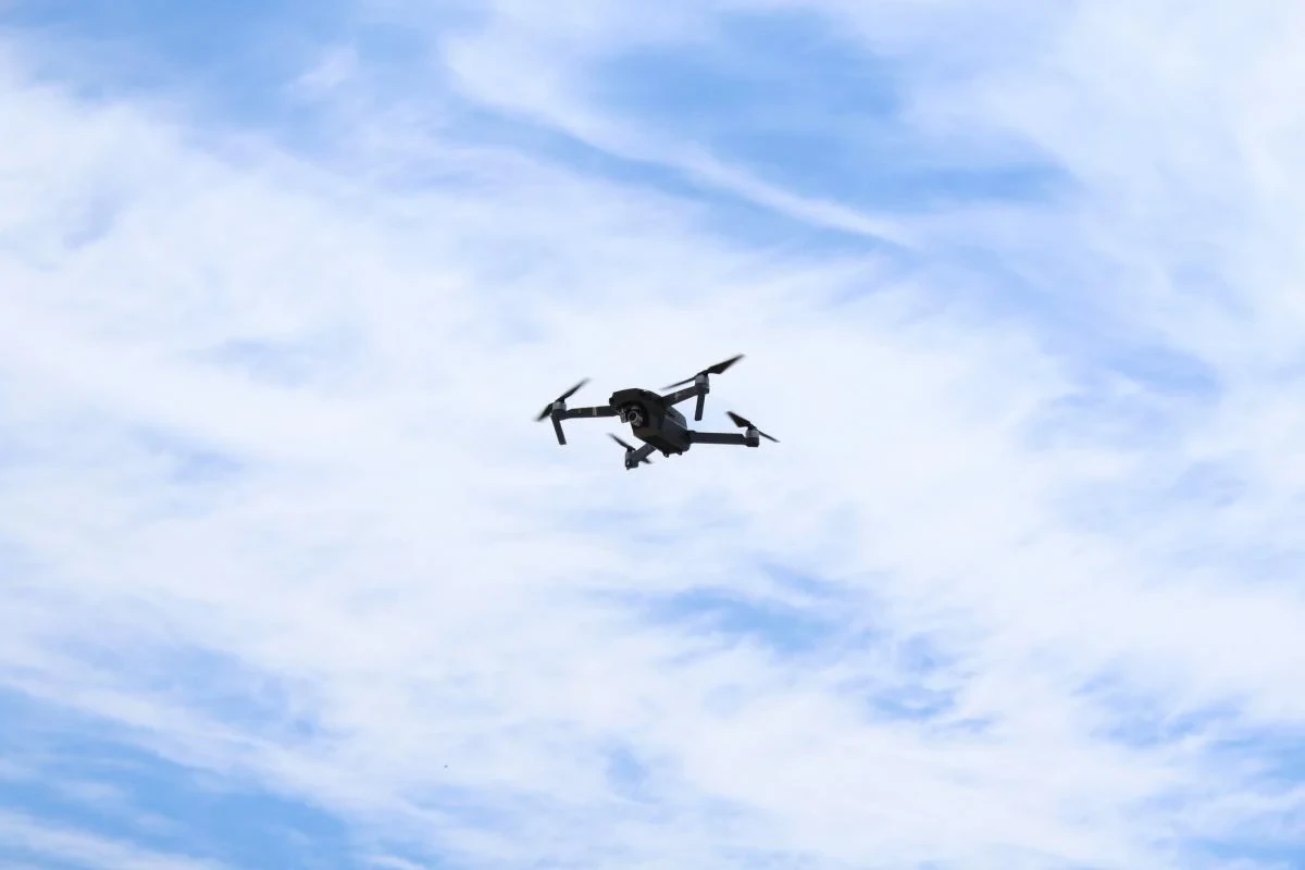 Оглядач Forbes повідомив про удари FPV-дронами по трасі до Мелітополя