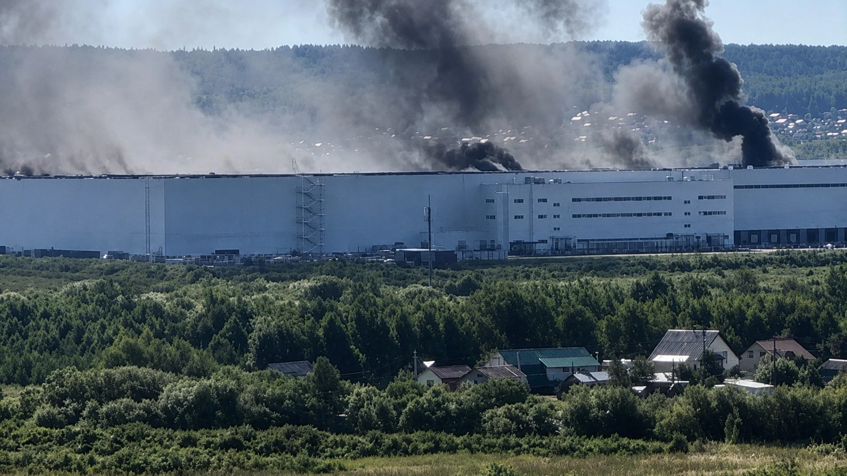 Паслер і Жога повідомили подробиці удару по складу Wildberries в Єкатеринбурзі