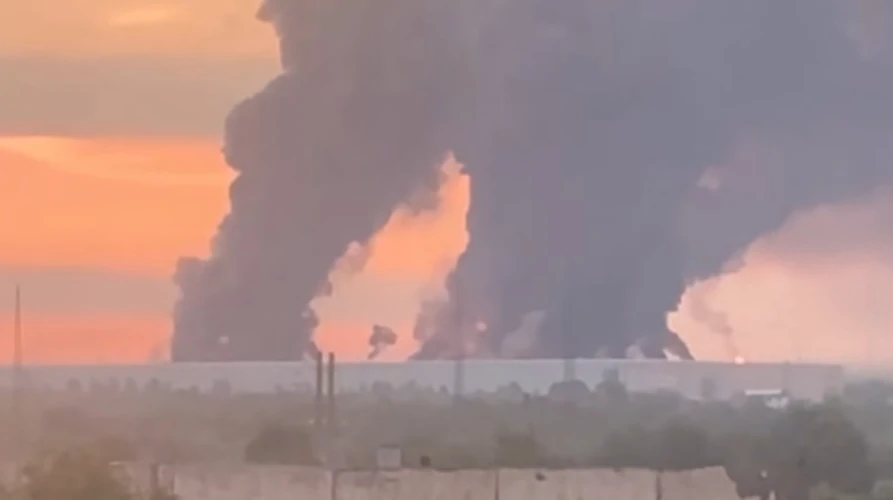 Чому ураження НПЗ у Самарській області та знищення Су-24М у Саках стосується кожного українця