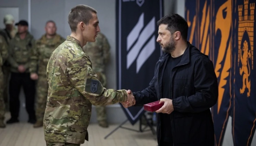 Зеленський на Лиманському напрямку провів нараду щодо дронів і артилерії після «Вівальді»