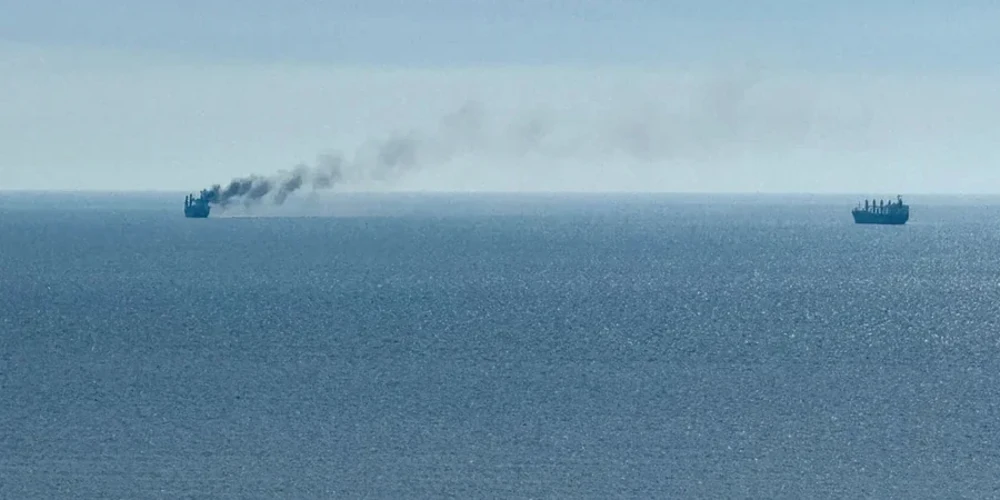 Росіяни вдарили дронами по судну TEDY у Чорному морі: двоє громадян Азербайджану загинули
