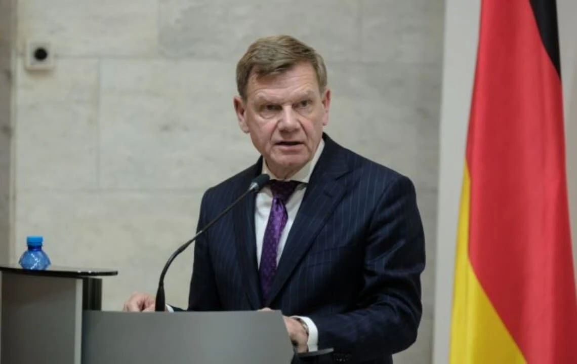 Хто виступає за скасування лімітів Starlink в Україні: роль Вадефуля і позиція Берліна